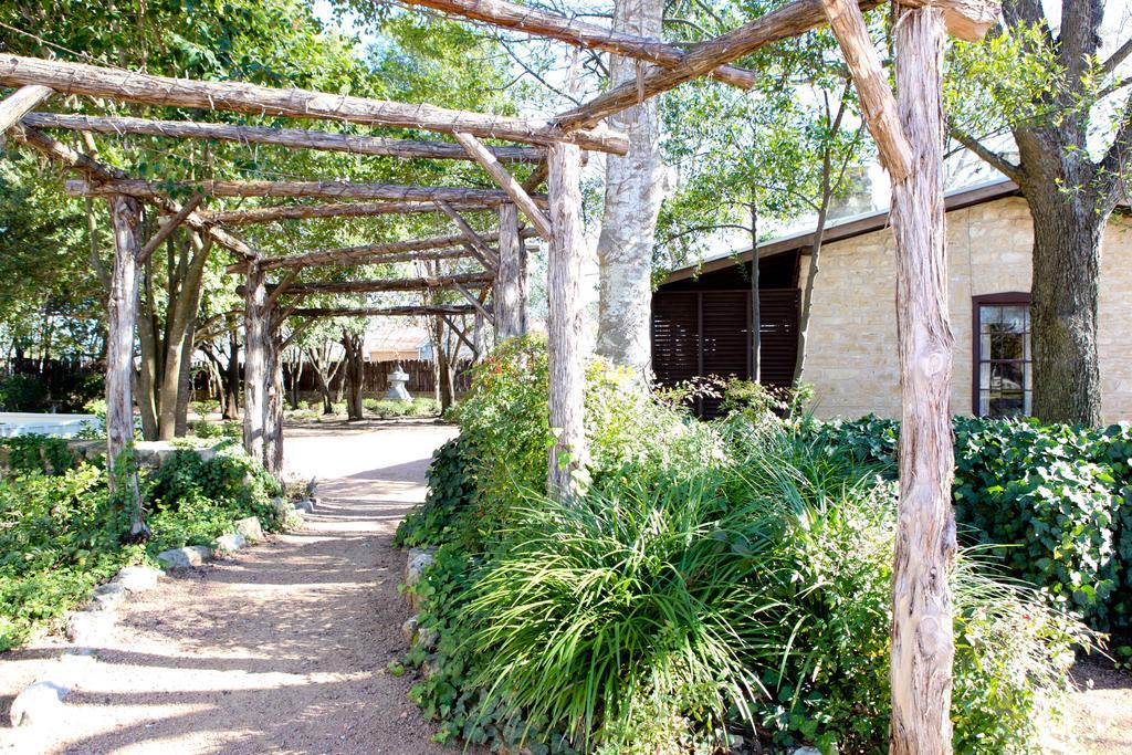 Hoffman Haus Bed & Breakfast เฟรเดอริกส์เบิร์ก ภายนอก รูปภาพ