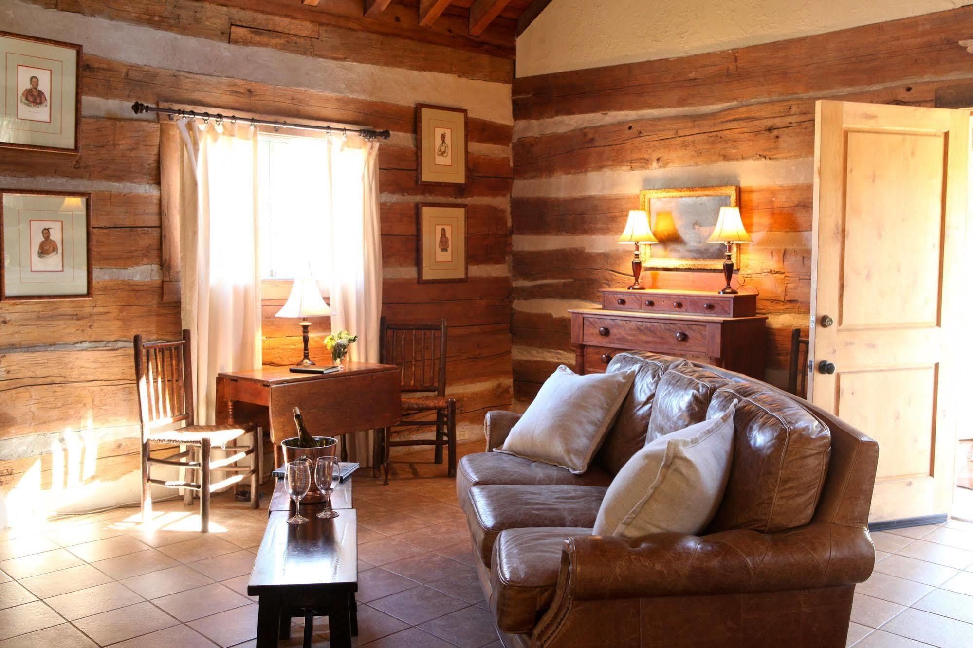 Hoffman Haus Bed & Breakfast เฟรเดอริกส์เบิร์ก ภายนอก รูปภาพ